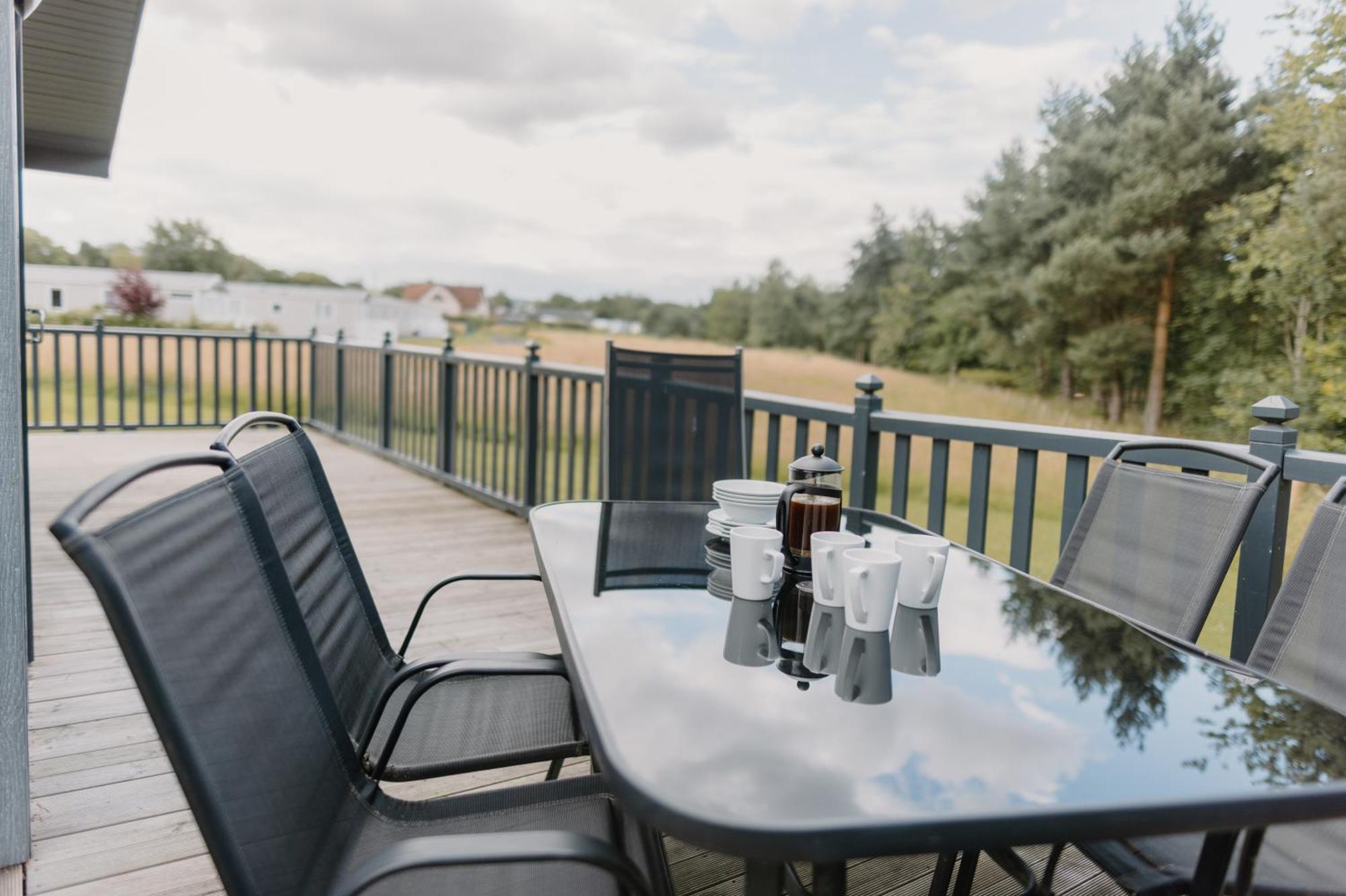 Linwater Caravan Park - Luxury Lodges And Static Caravans Near Edinburgh Newbridge  Exterior foto