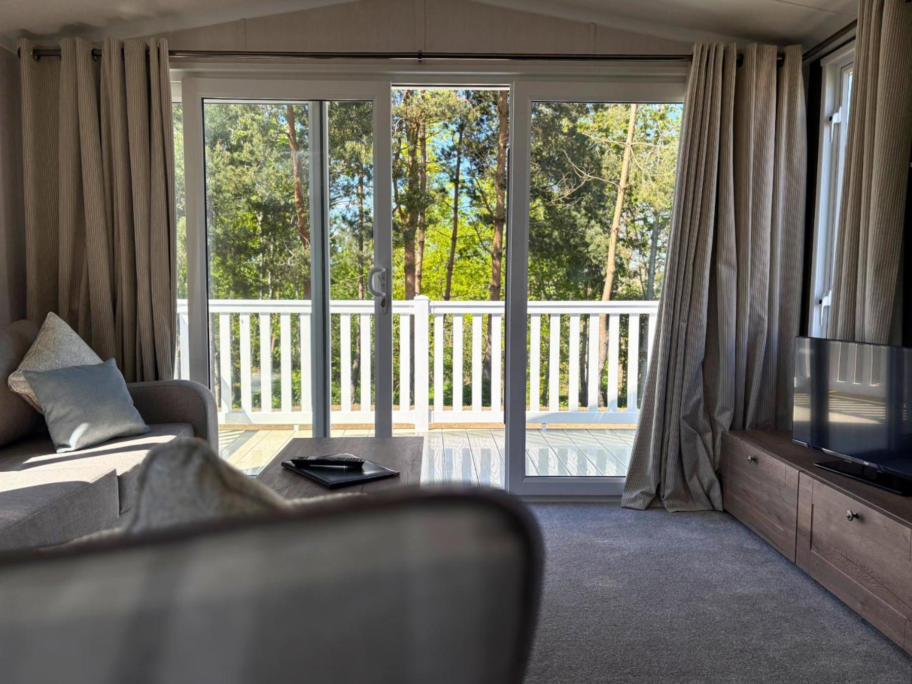 Linwater Caravan Park - Luxury Lodges And Static Caravans Near Edinburgh Newbridge  Exterior foto